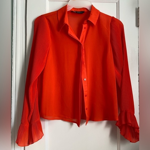 ZARA Pleaded Long Platted Sleeve Collared Button Up Blouse Top, Sz: Medium - Picture 1 of 9